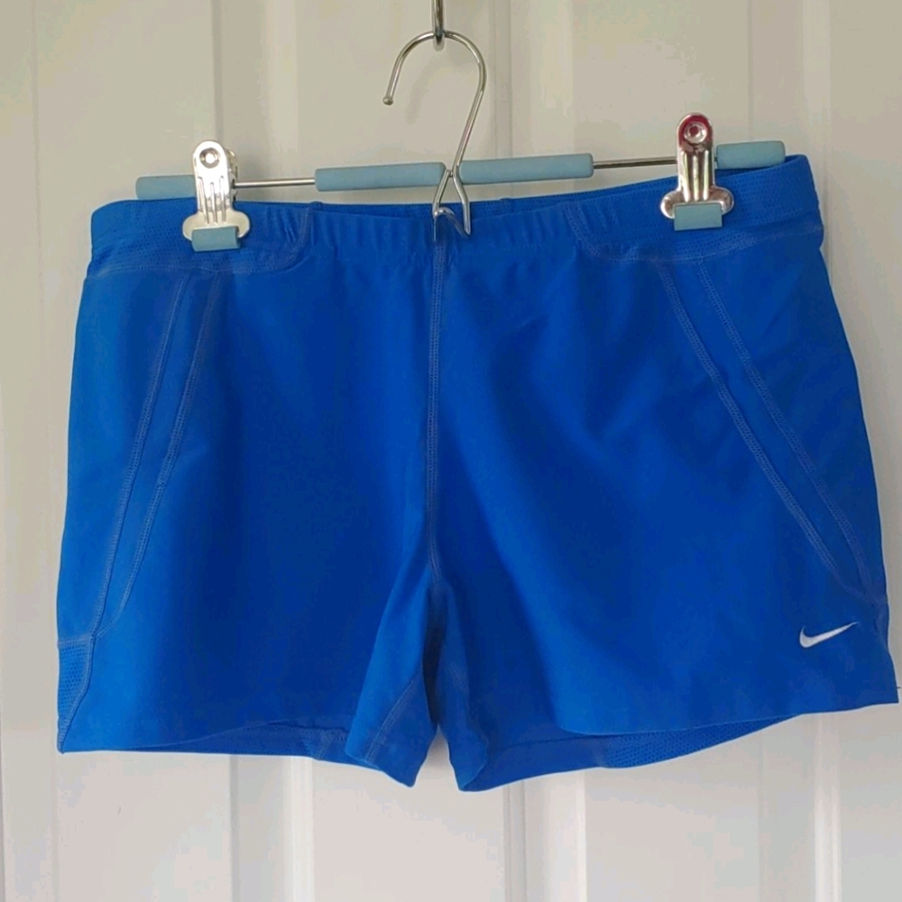 Nike fit dry running shorts